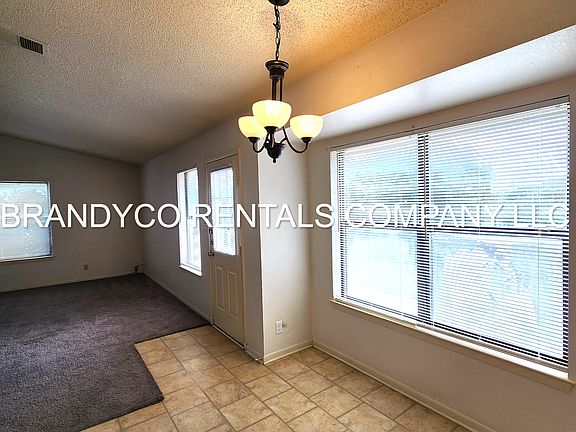 5th image of 3304 Paintrock Dr
