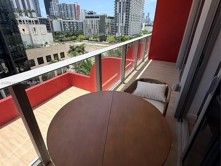 90 NE 32nd St #707 — Photo 14