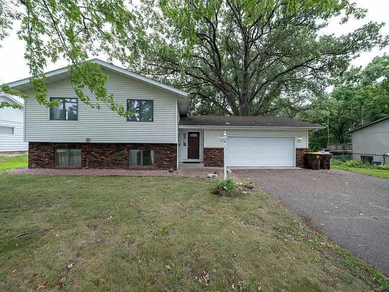 16503 Franklin Trl SE — Photo 1
