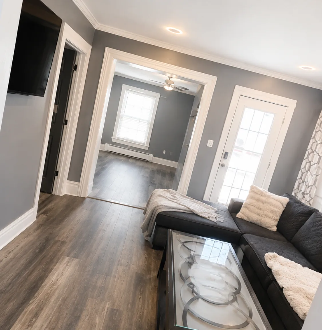 3 bed, 1300 sqft, $1,600 — Photo 4