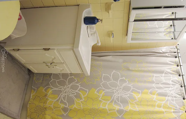 Rented by City Connections Realty | media 16