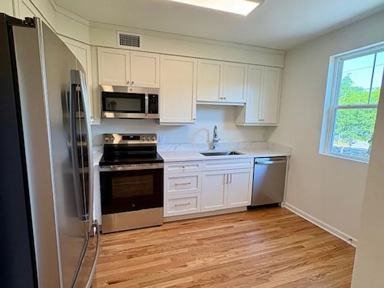 664 Windermere Blvd #D — Photo 10