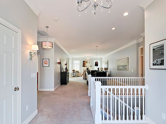 2nd image of 1003 W Applewood Ln #34