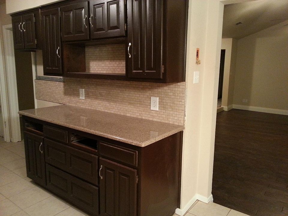 1st image of 1009 Tulane Dr