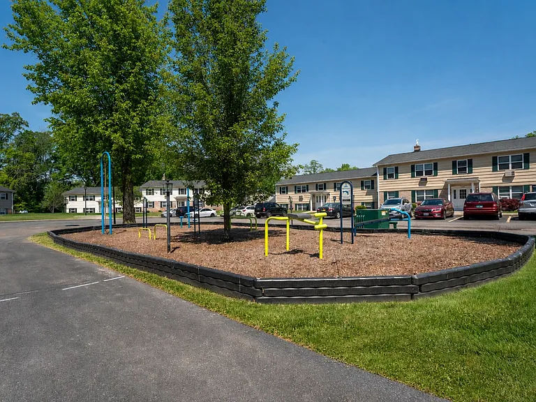 Penfield Village Apartment Homes — Photo 26