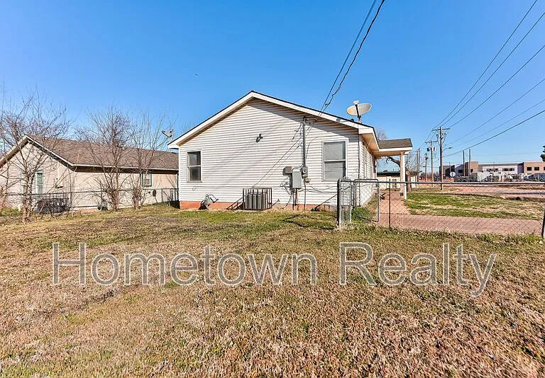 2701 S Phillips Ave — Photo 30