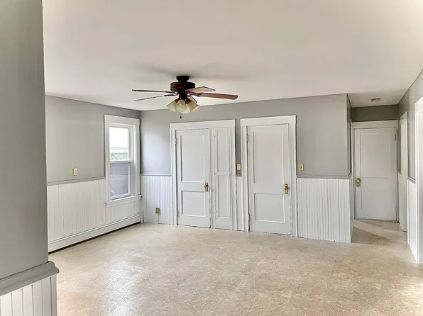 79 Dewey St, Woonsocket, RI 02895