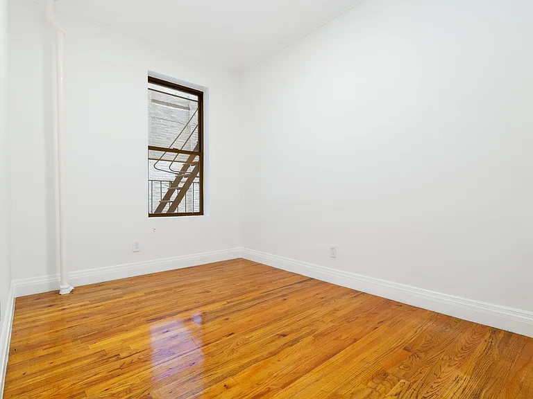 156 E 2nd St #13 — Photo 3