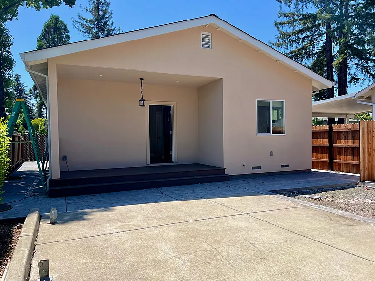 2029 W Pueblo Ave #A — Photo 1