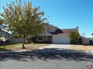 2614 Regal Ct, Lancaster, CA 93535