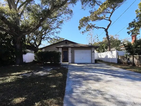 455 Ridge Rd SW, Largo, FL 33770