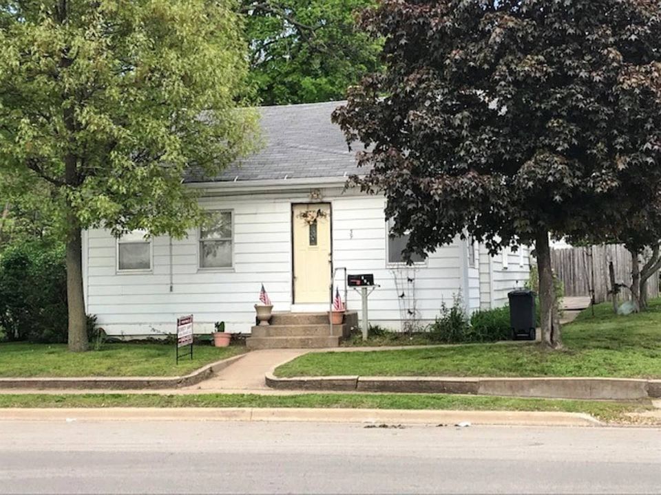 2nd image of 539 S Schrader Ave