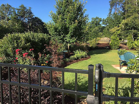 Yr. Round Blooming Gardens