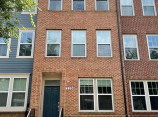 220 Hemingway Dr, Gaithersburg, MD 20878