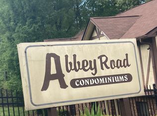 3286 Abbeywood Dr, Decatur, GA 30034