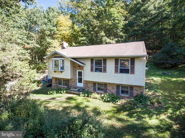 4311 York St #1, Manchester, MD 21102