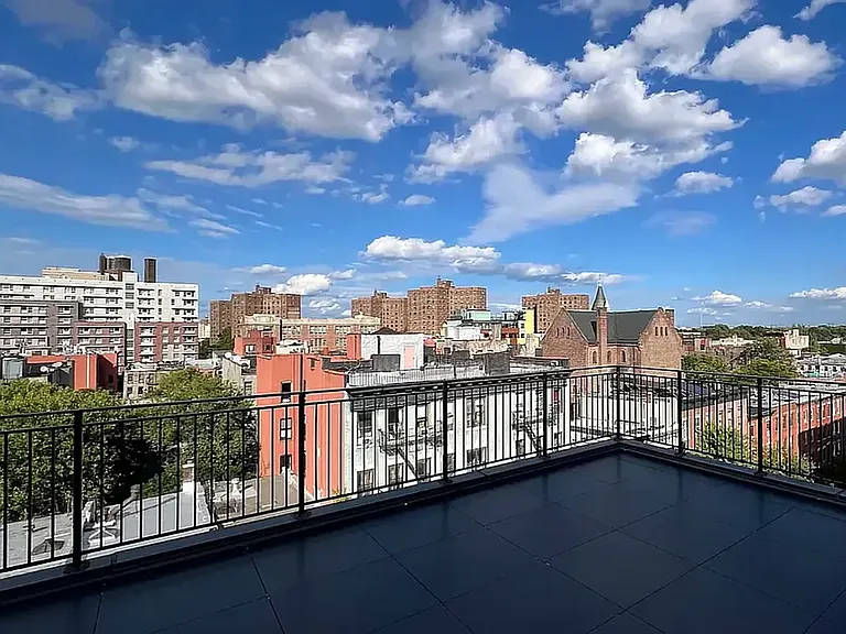 402 E 118th St #3C — Photo 9
