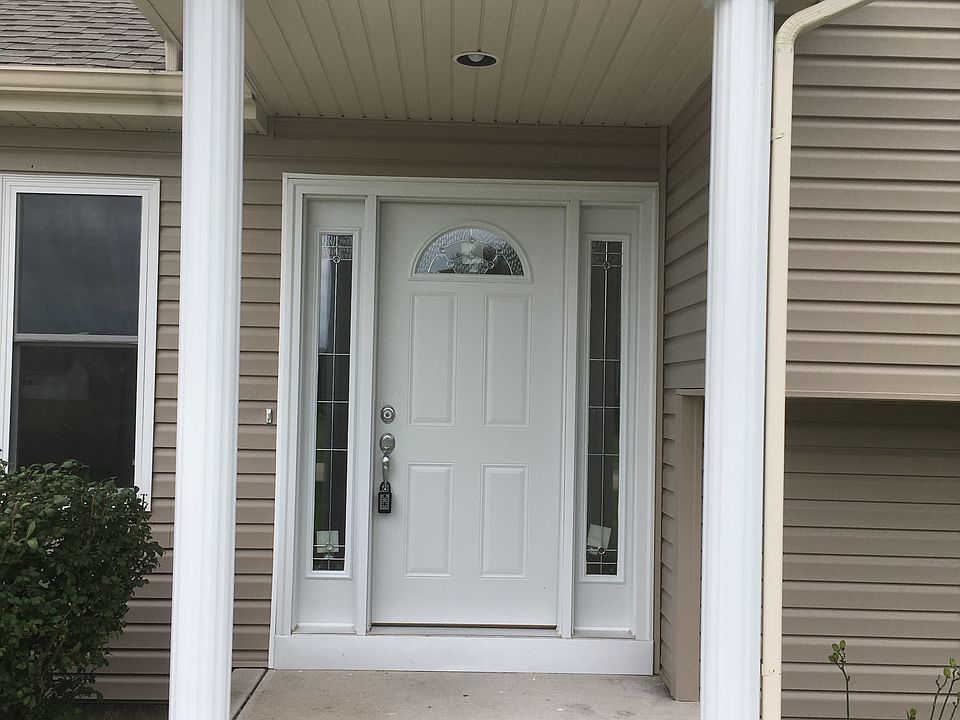 1st image of 119 Prairie Dr