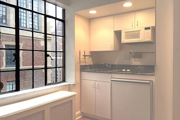 Sold by Corcoran | media 13