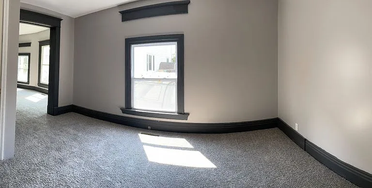407 E Center St #LOWER — Photo 21