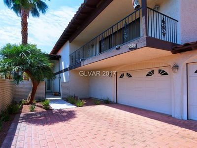 3329 Plaza Del Paz, Las Vegas, NV, 89102