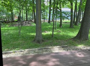 20069 Idlewood Trl, Strongsville, OH 44149