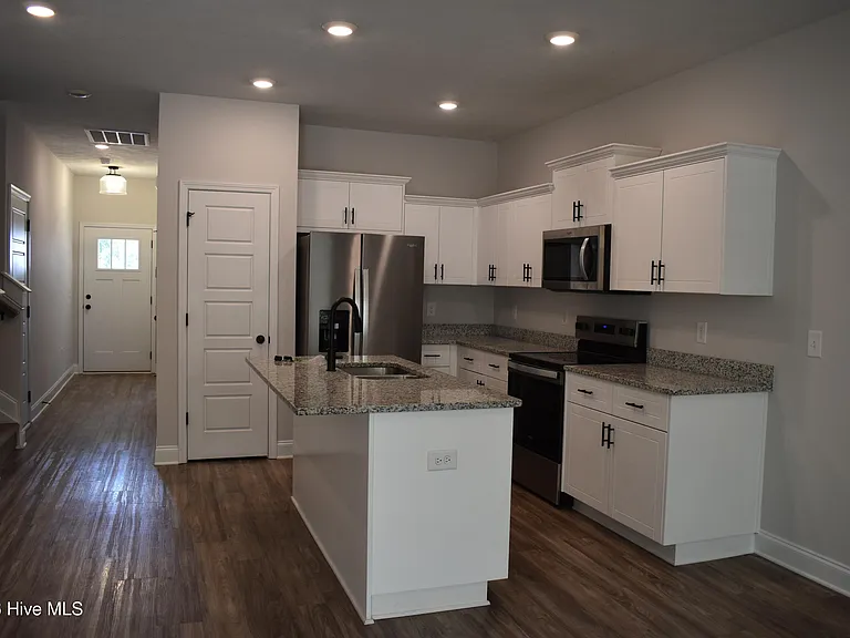 4164 Beautiful Pond Park — Photo 12