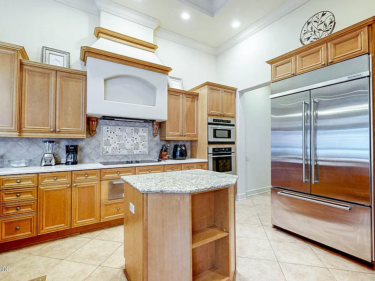 5549 Steamboat Rd — Photo 17
