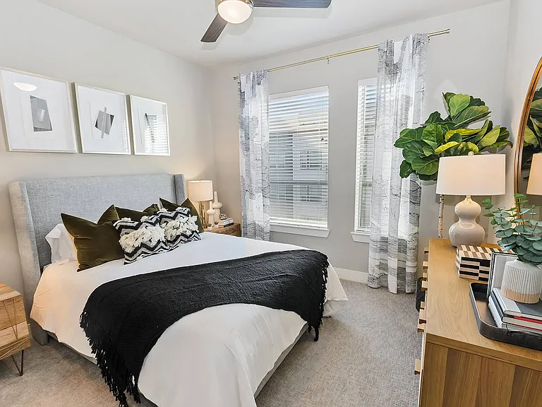 Opal Legacy Central — Photo 12