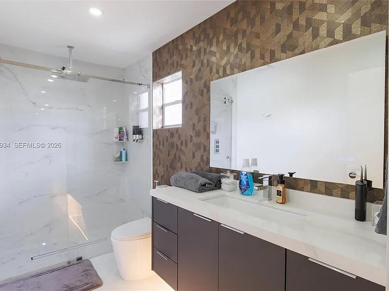 12021 NW 29th Pl — Photo 23