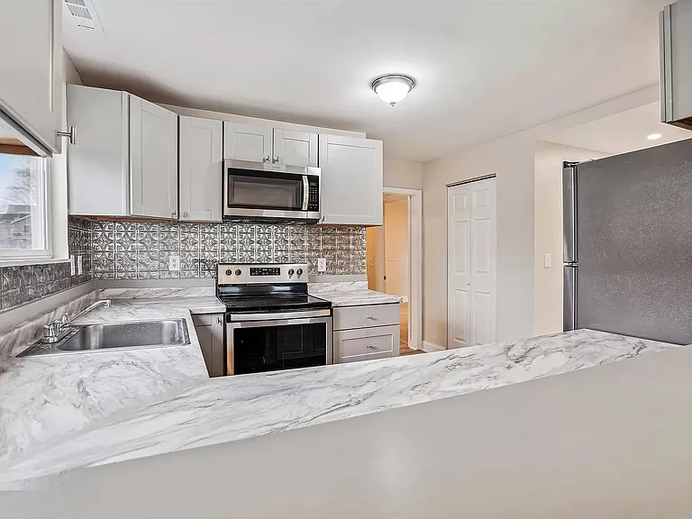 3736 Beach Drive Blvd — Photo 15