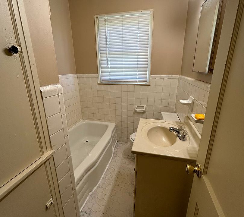 607 Hatchie 607 Hatchie St Brownsville TN Zillow