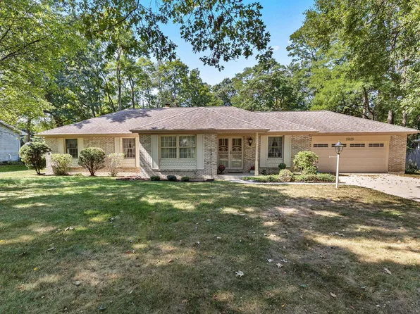 55655 Birch Rd, Osceola, IN 46561