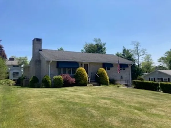 172 Ontario Ave, Holyoke, MA 01040