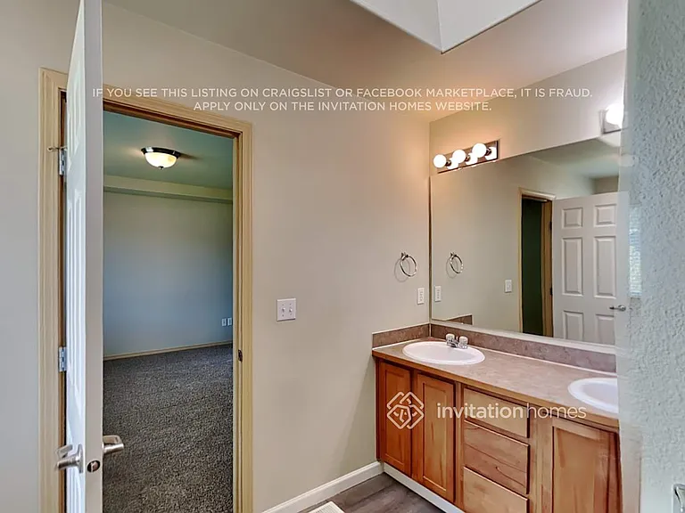 1314 Hardtke Ave NE — Photo 12