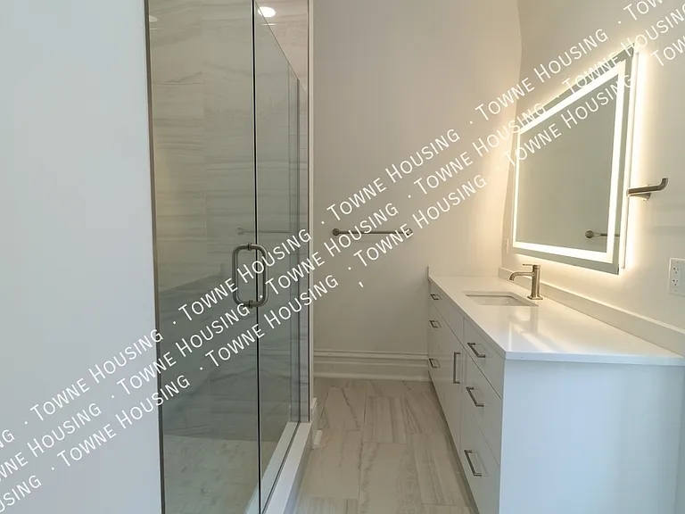 17 N Pearl St #3 — Photo 18
