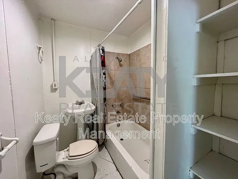 111 Dora St — Photo 12