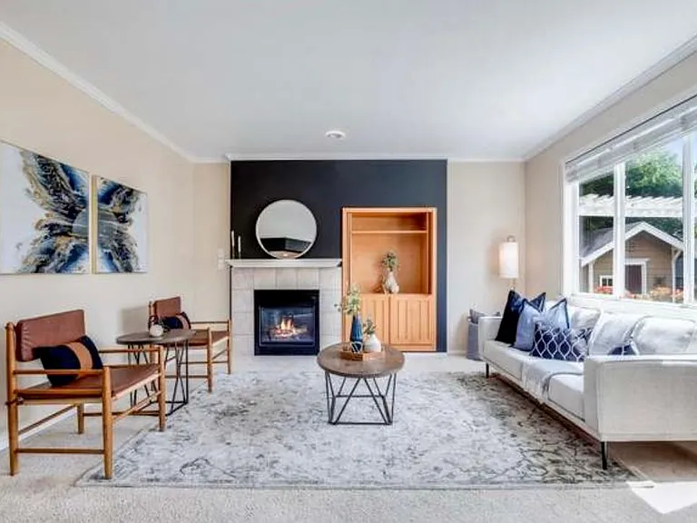 3320 Laurelwood Cir NE — Photo 12