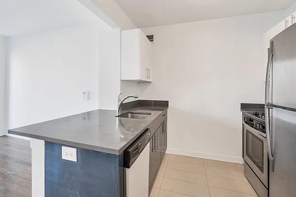 Rented by Douglas Elliman | media 31