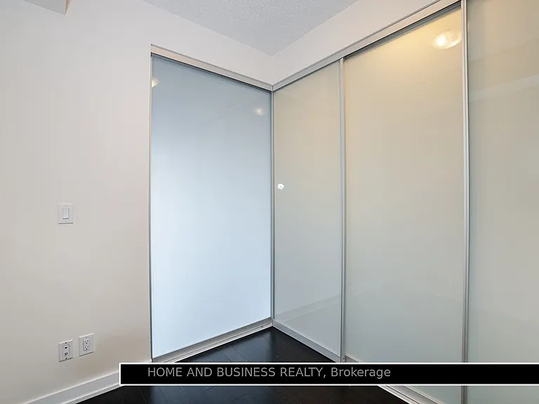 4011 Brickstone Mews #3801 — Photo 7