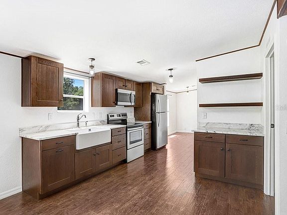 4th image of 11727 Lithia Pinecrest Rd