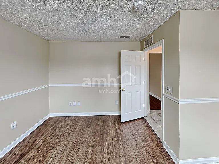 6076 Scenic Meadow Ln — Photo 21