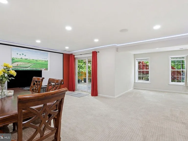 13606 Northbourne Dr — Photo 44