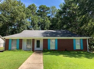 6232 Summer Place Dr N, Mobile, AL 36618