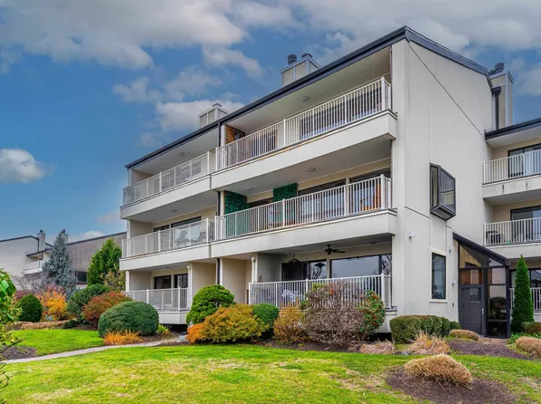 1225 River Road image 16 of 41