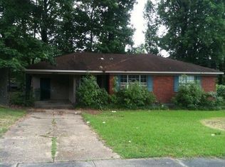 3905 Brompton Rd, Memphis, TN 38118