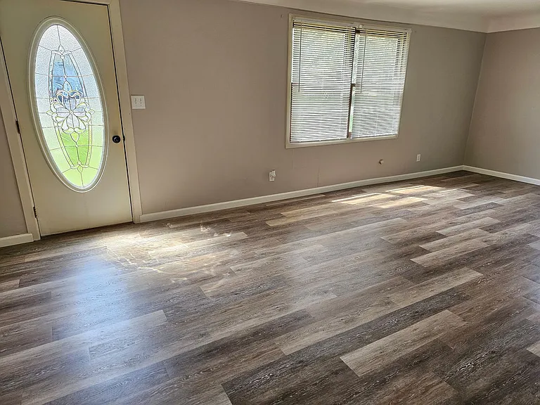 417 Wood Ave — Photo 10