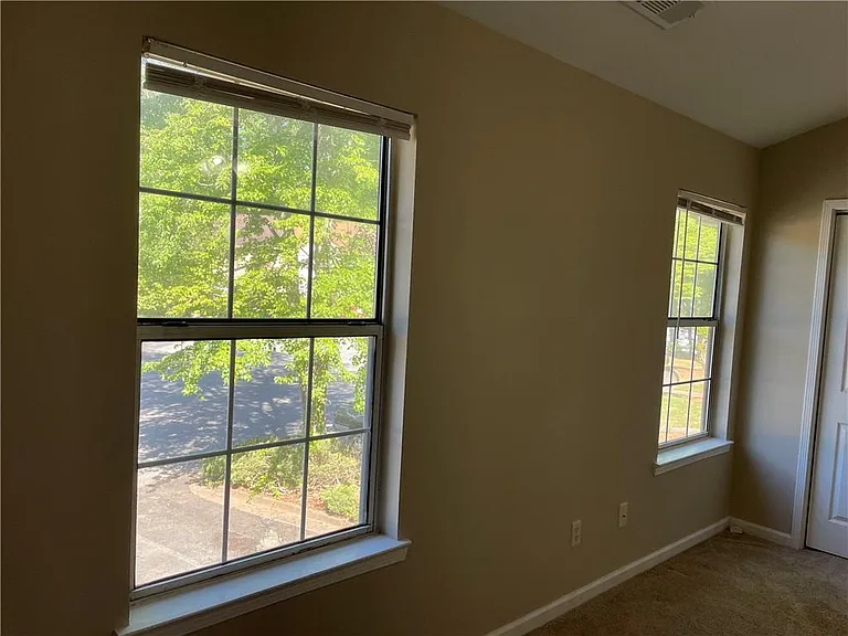 2295 Fairways Ct NW — Photo 10