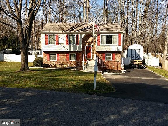 2nd image of 6813 Teal Ct