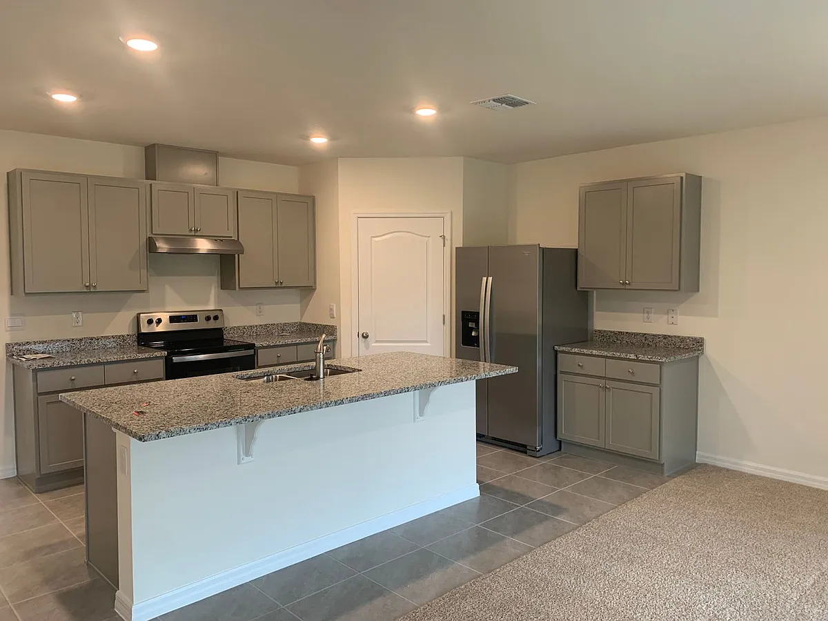Building Photo - 2682 Neverland Dr